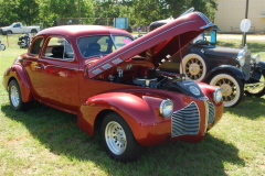 64  How long since you've seen a '40 Pontiac coupe