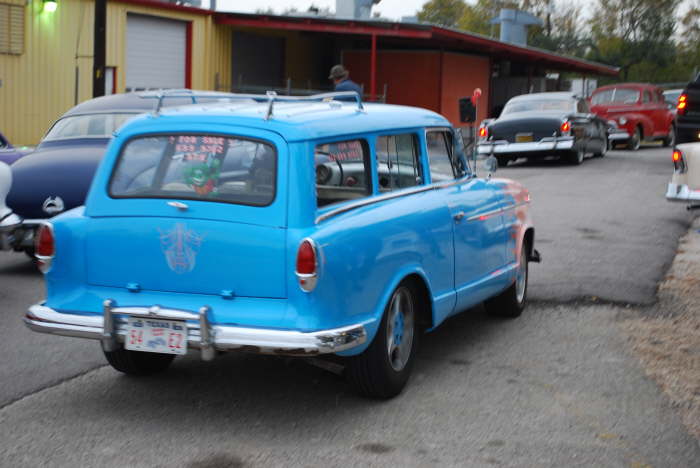 7  Charles Fishman showes up every where in this pink flamed Rambler