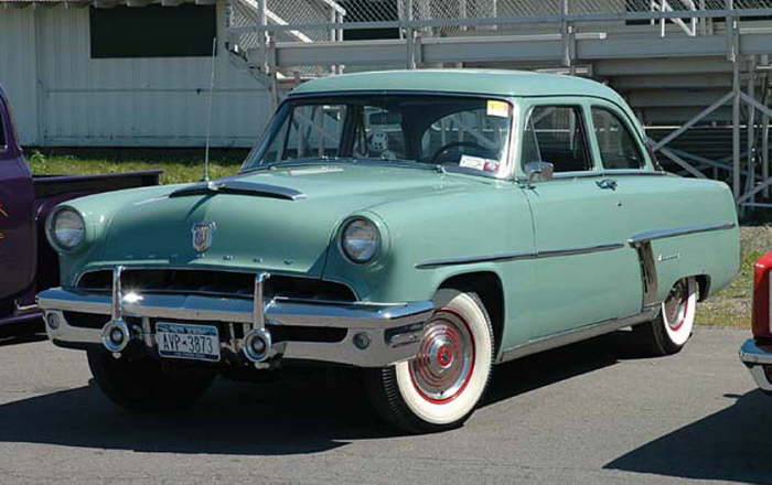 '52 Merc-This 52 Merc two-door is similar to my first car, a53 Merc 4-door and the 54 Merc 2-door that I drove while dating my wife of 45-years.  They were both modified more than this one but probably not this nice. 