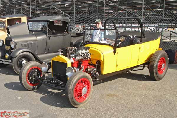 Larry McCullah from Fullerton, CA. brought his 27 Ford Tub. 