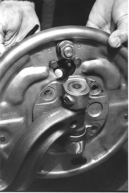 F100 brakes on early ford #6