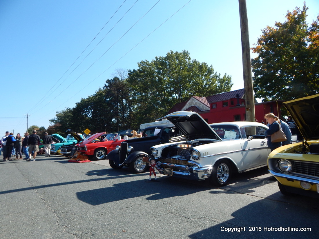 6th Annual Ridgely Pharmacy Car Show Hotrod Hotline