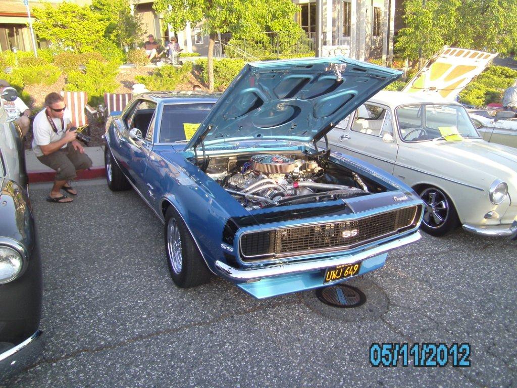 Auburn Cruise Night Hotrod Hotline