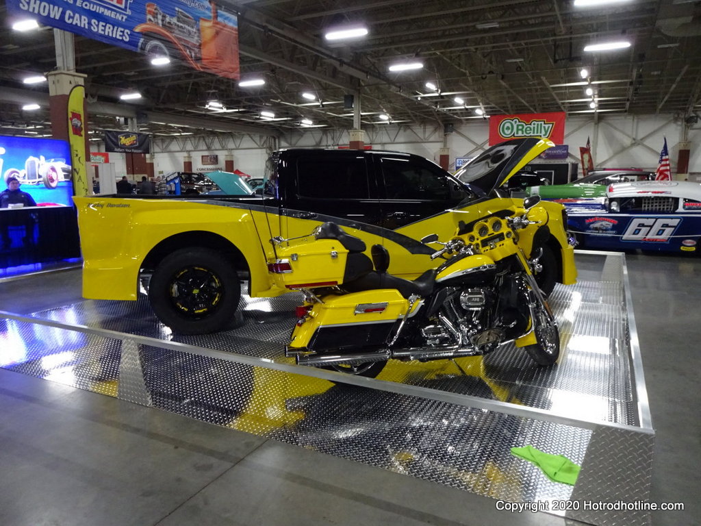 Milwaukee World of Wheels Hotrod Hotline