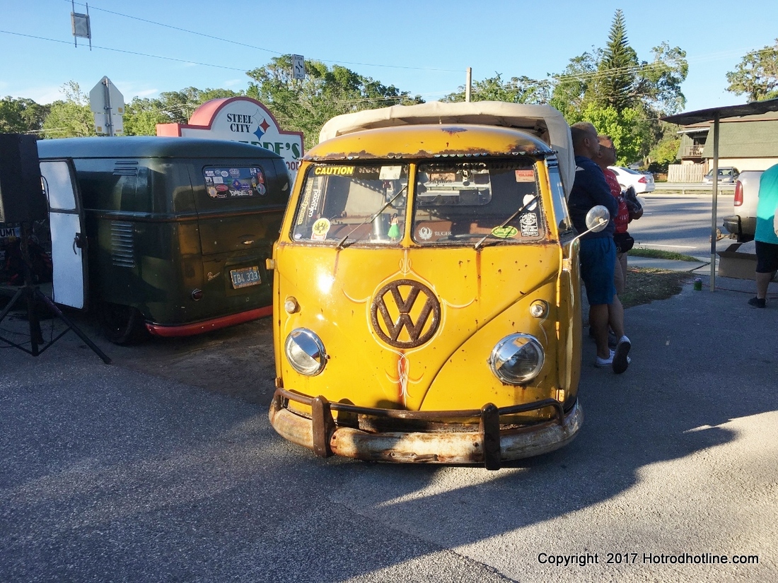 No Dough VW Bus Show Hotrod Hotline