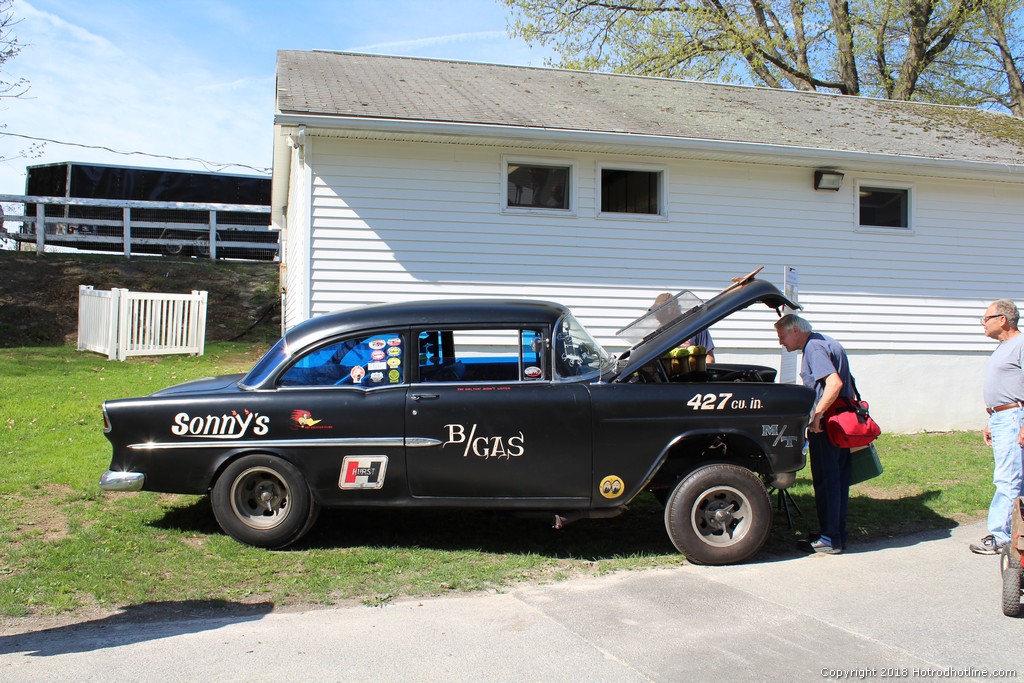 Rhinebeck Spring Dustoff Car Show and Swap Meet Hotrod Hotline