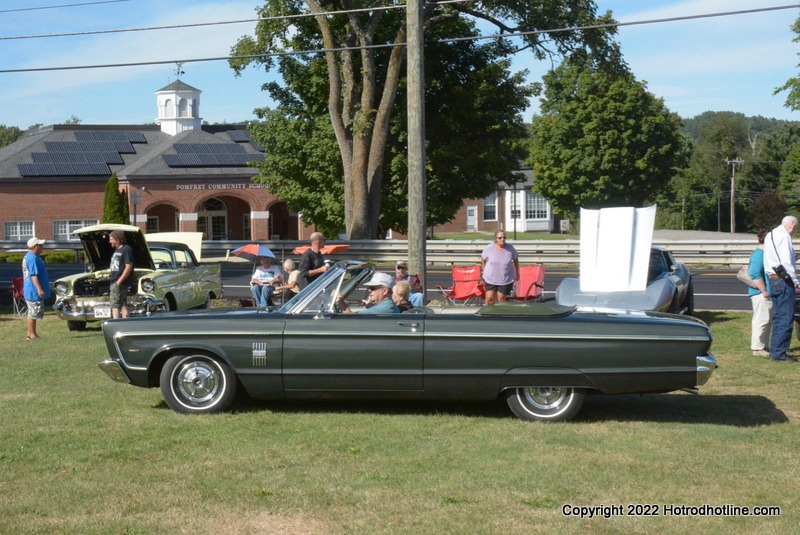 TriState Cruisers Saturday CruiseIn Hotrod Hotline