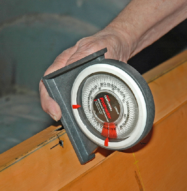 Trunk Latch MD-16019