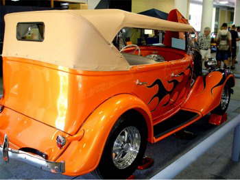 2006 HR Show rear shot