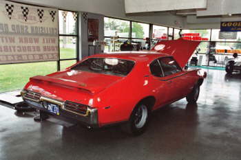 Motor City Steel 049 Motor City Steel 049