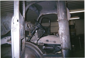 locating seat brkts and column