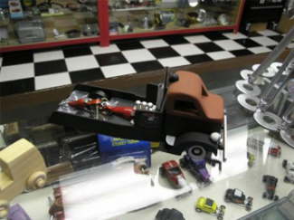 nu300309849ZQZVid_ph